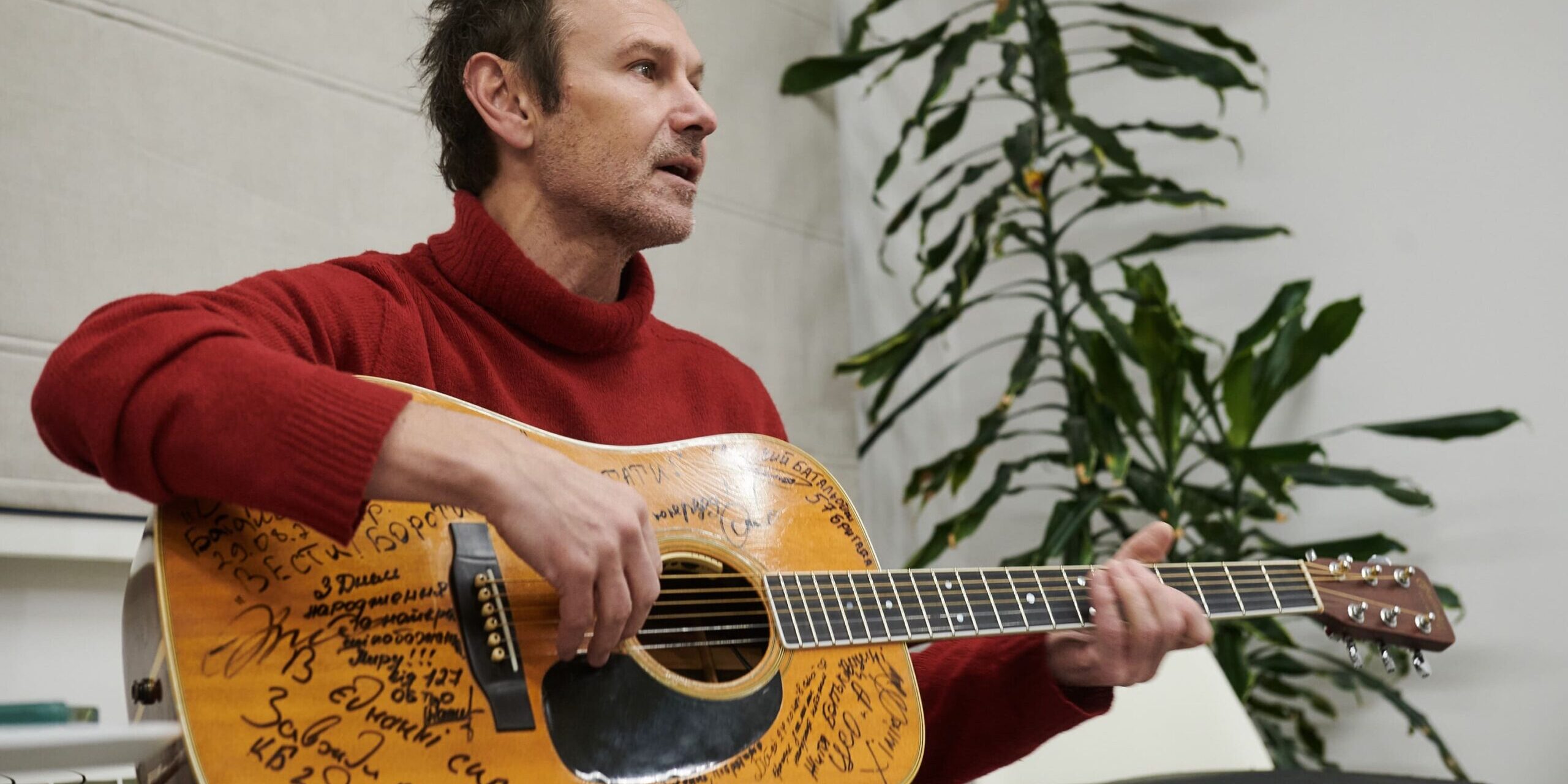 Святослав Вакарчук у RECOVERY(7)